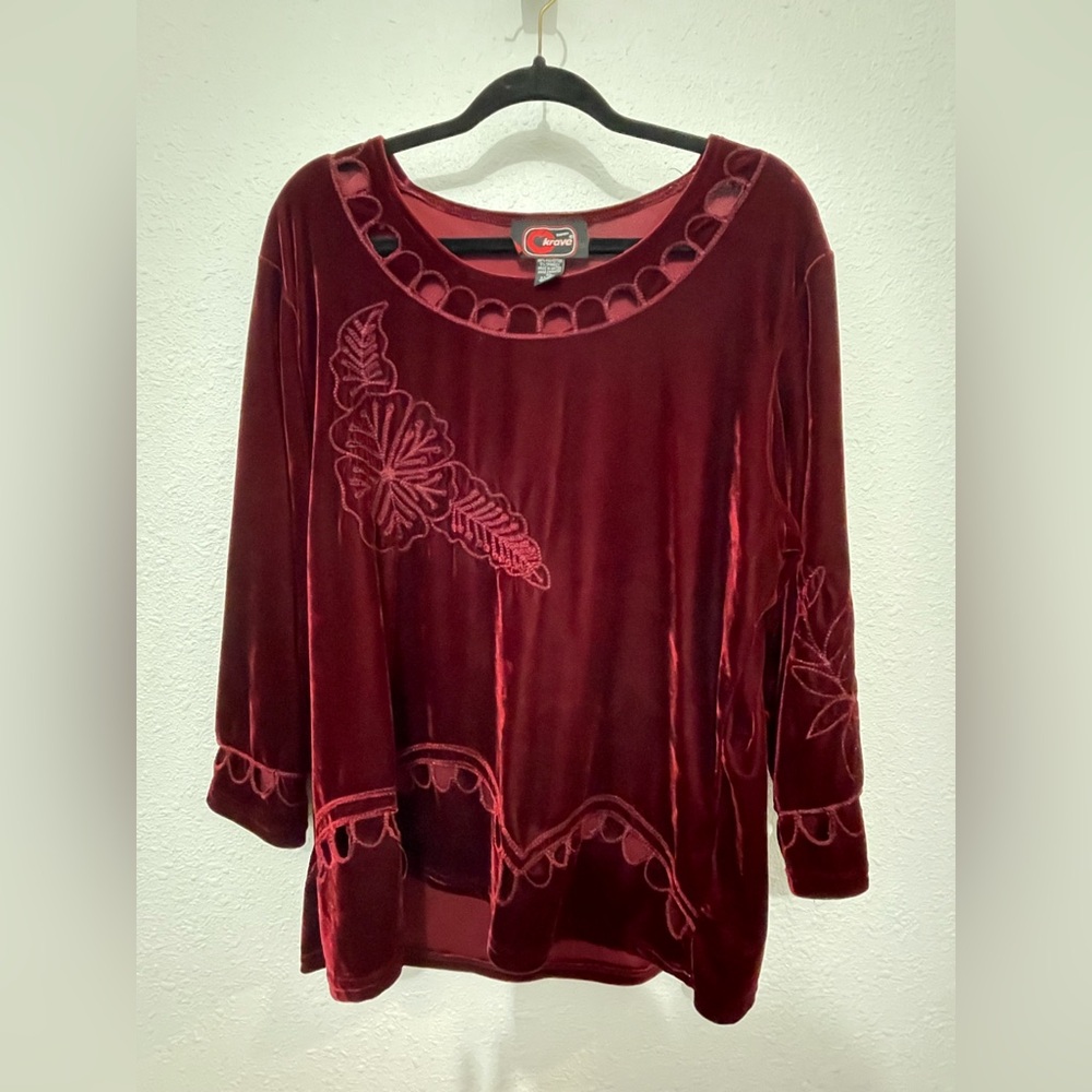 Cherry Krave Crushed Velvet Embroidered Deep Burgundy Red 3/4 sleeve Shirt XL